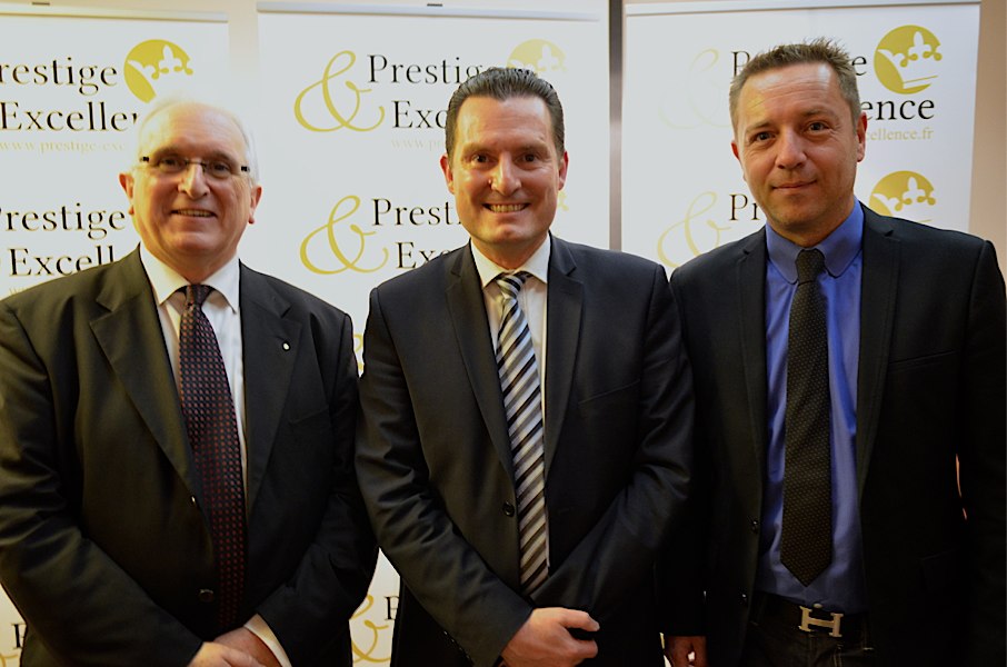 Eric Saubatte UMP Prestige & Excellence Municipales 2014 Pau Medias Pack Communication Publicité Nicolas Demange